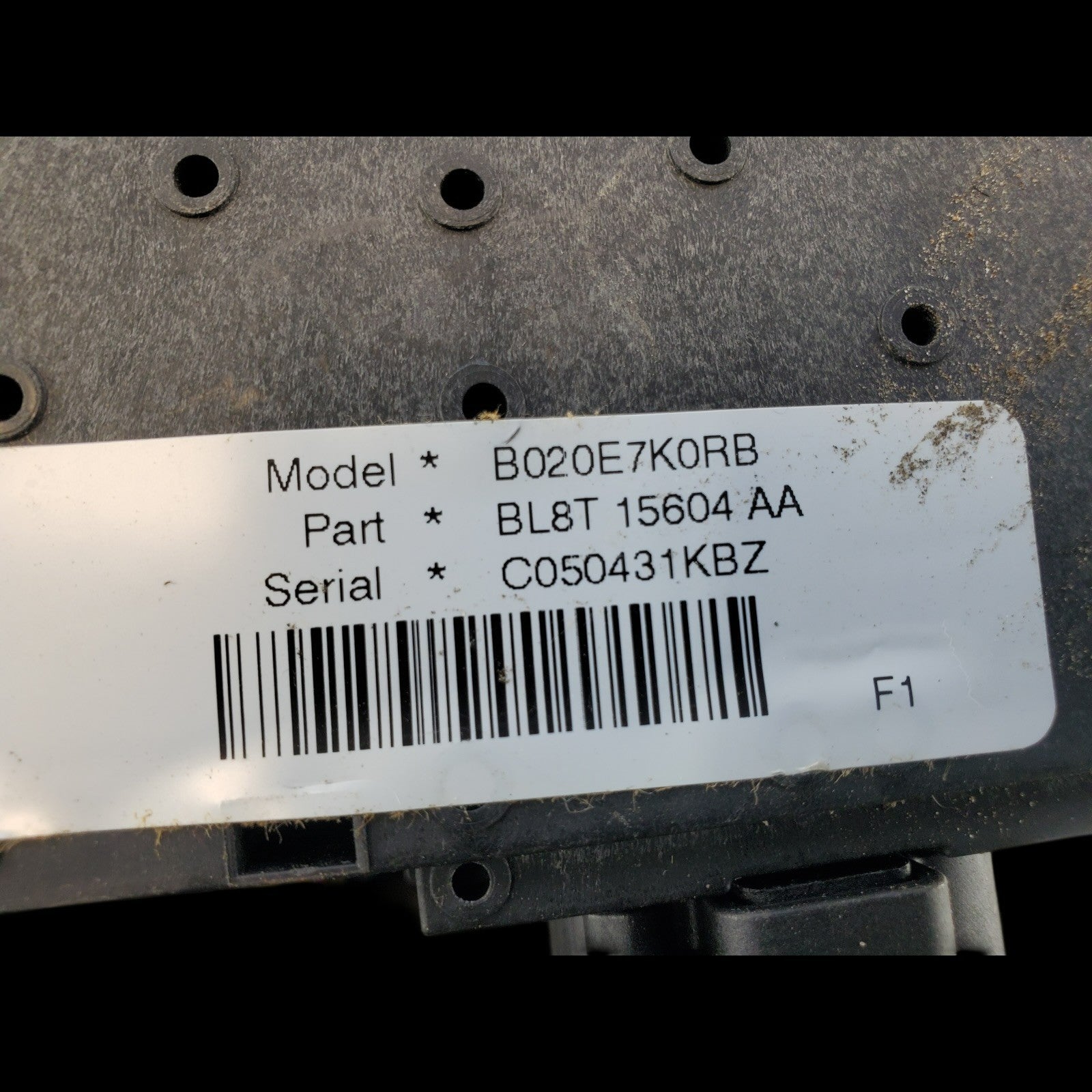 2012 Ford Escape Fuse Box Relay Control Junction Unit P: BL8T-15604-AA OEM !