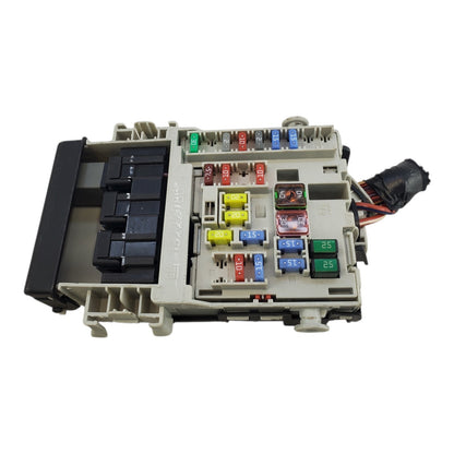 13-19 Cadillac XTS Fuse Relay Box Body Control Module 13222786 Oem