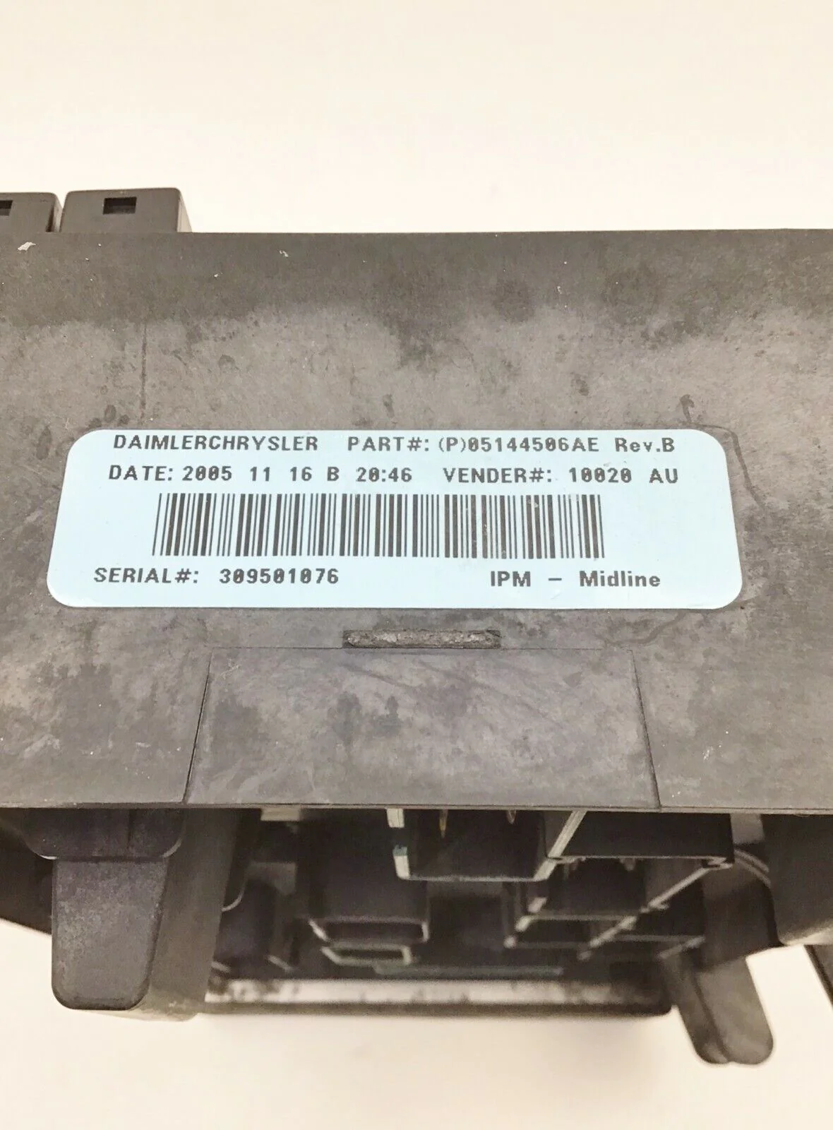 CARAVAN TOWN & COUNTRY MULTIFUNCTION CONTROL COMPUTER 05144506AE
