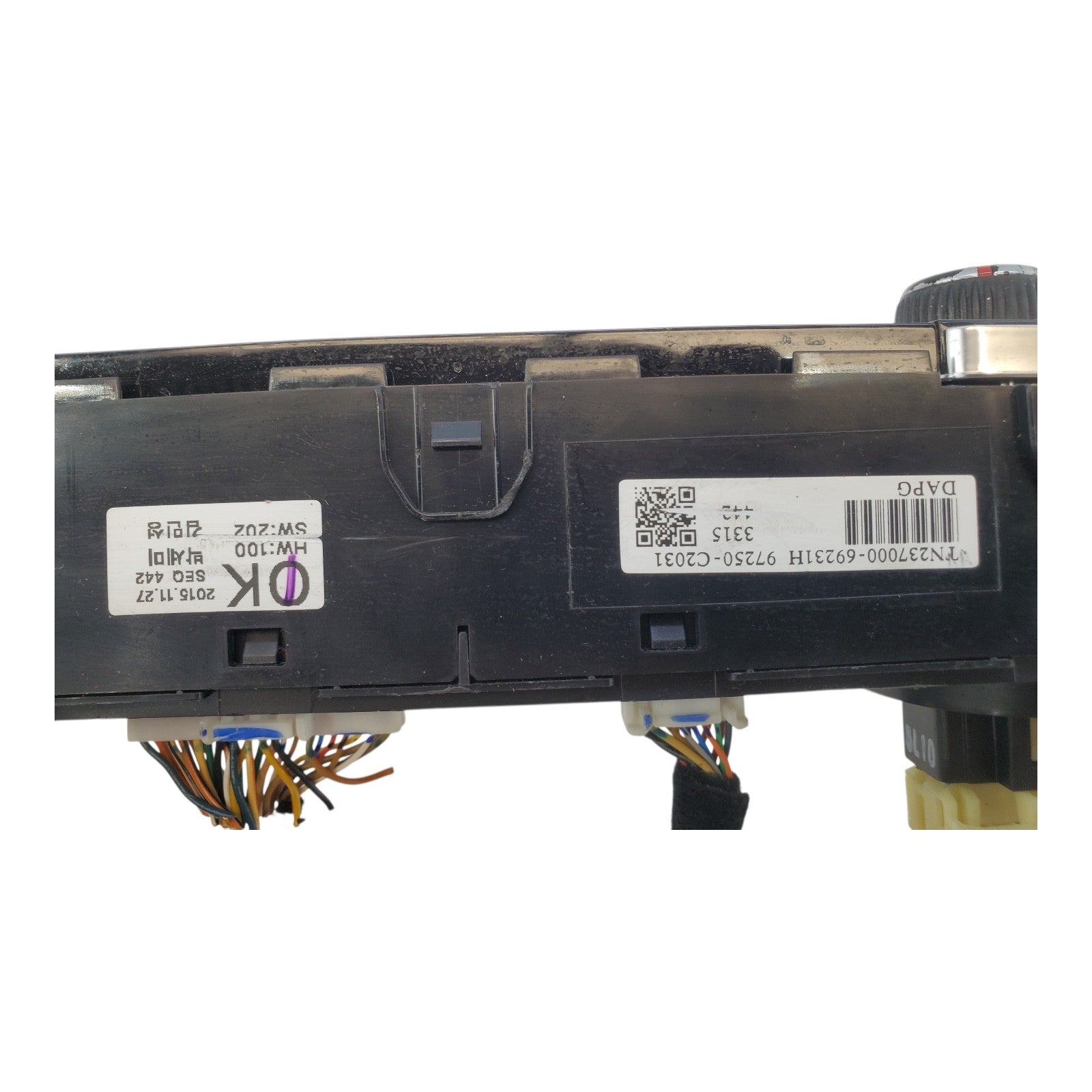 16-17 Hyundai Sonata Radio & Temperature Control Panel TN237000-69231H OEM
