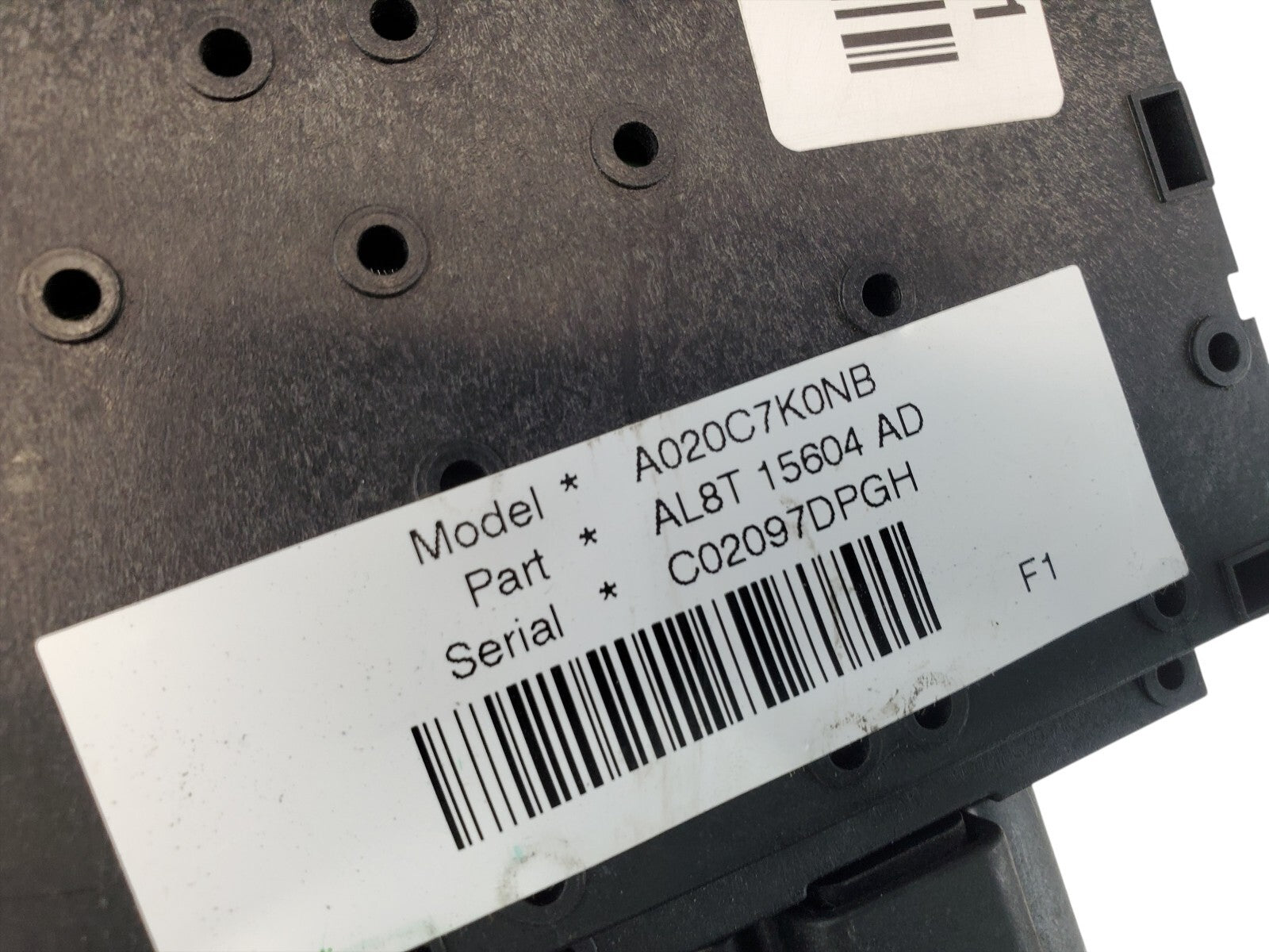 ✅09-12 Ford Escape Interior Relay Fuse Box AL8T-15604-AD