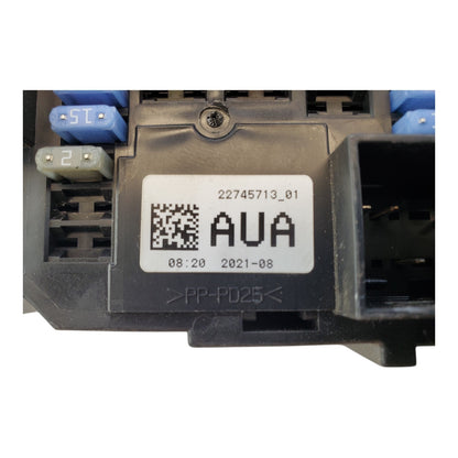 08-13 Chevrolet Silverado Cabin Fuse Junction Box 22745713-N1 OEM