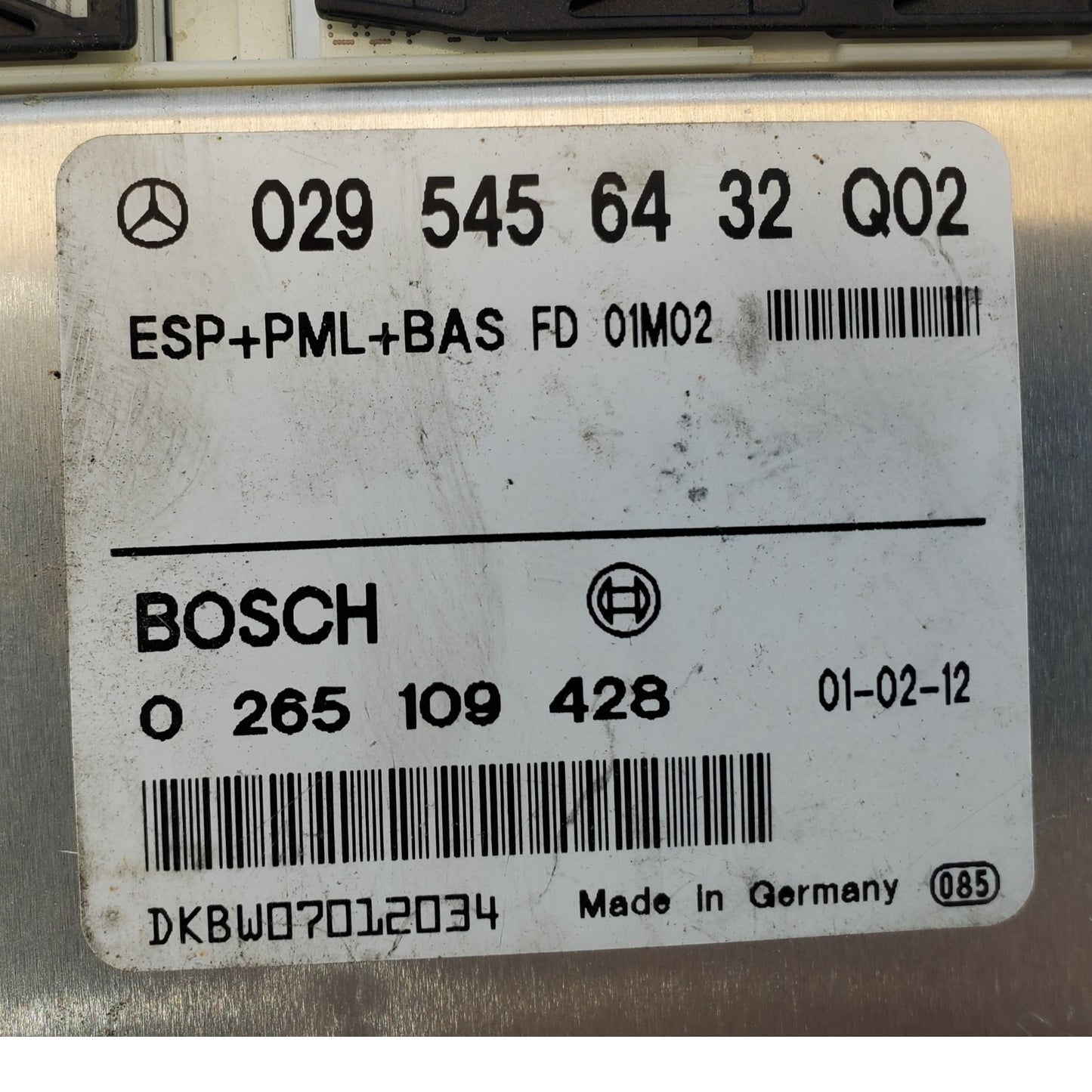 2001 MERCEDES BENZ E320 4 MATIC Control Module Unit 0295456432Q02