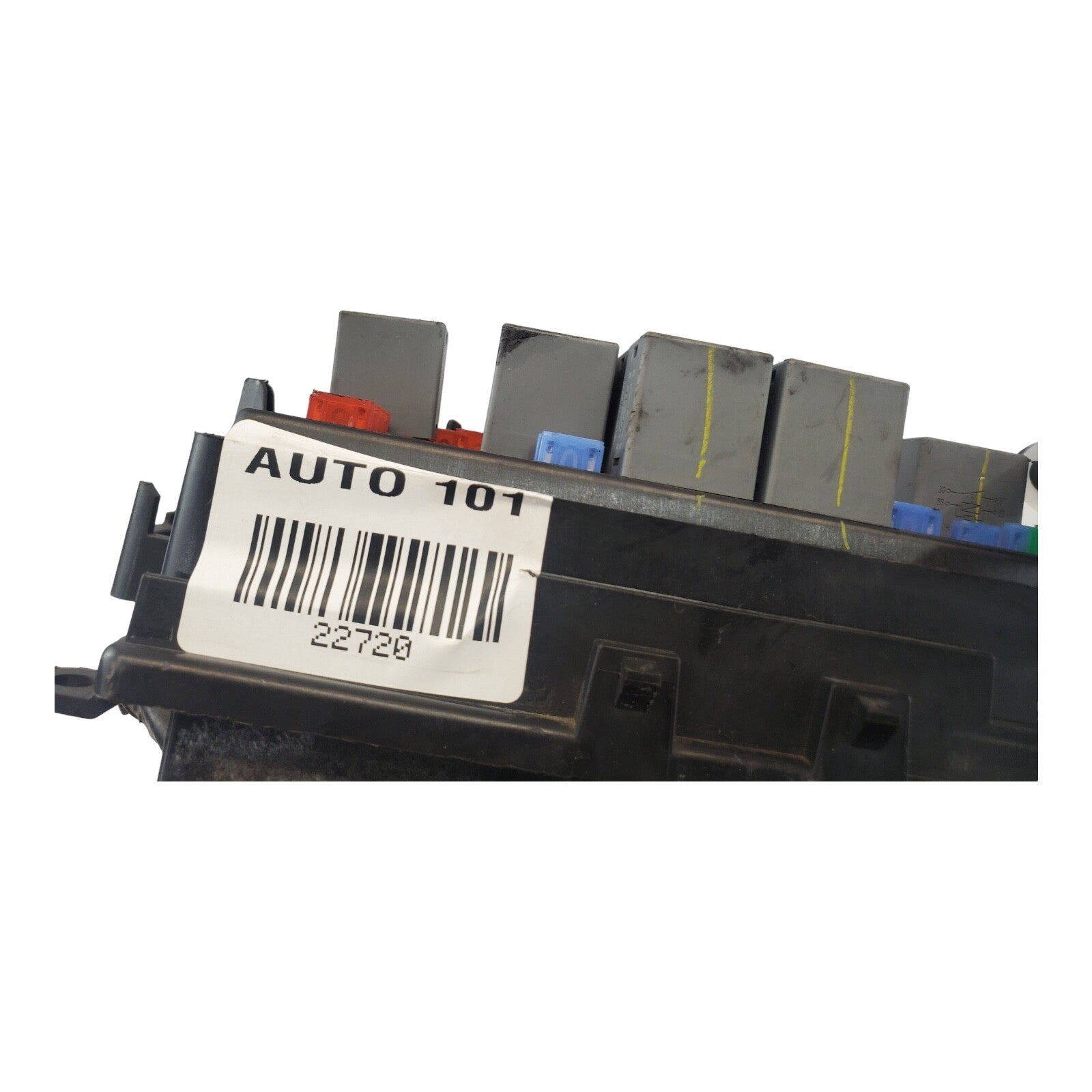 03-05 SILVERADO AVALANCHE UNDER HOOD FUSE BOX ID 15115615-02 PL