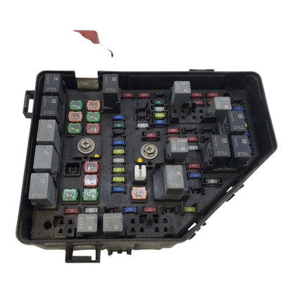 Fuse Box Engine Without Tow Package 12 Chevrolet Traverse 20972850