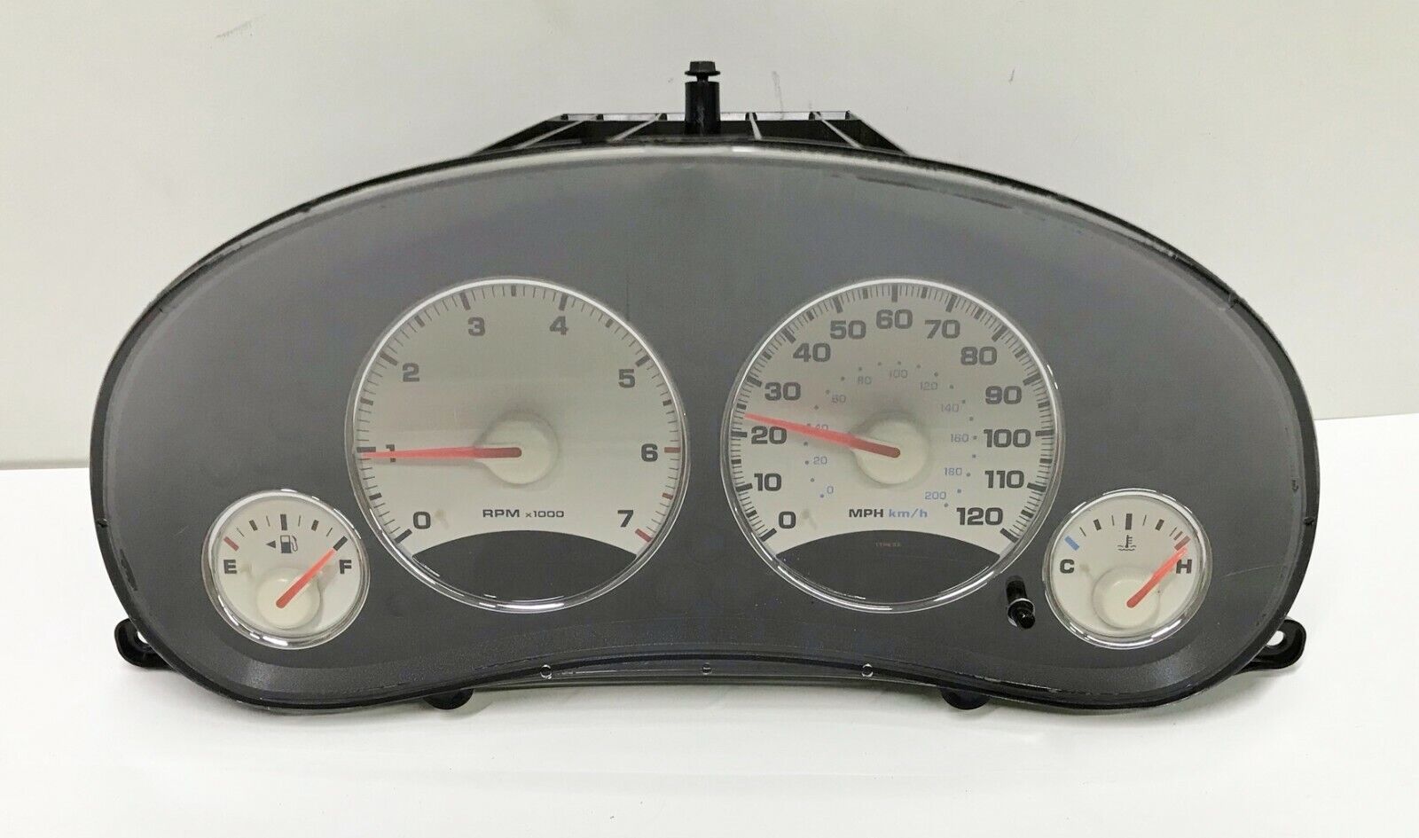 03 Liberty Speedometer Instrument Cluster Dash Panel Gauges 56010511AD