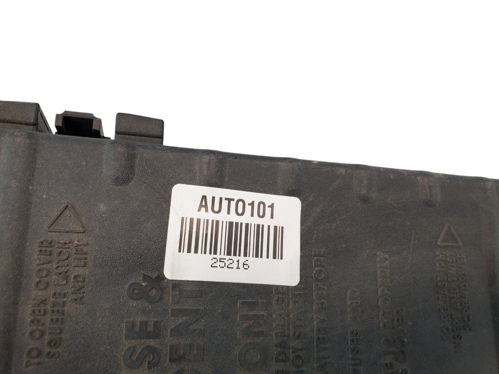 05-07 Caravan Town & Country Fuse Box Relay Control Module 05144505AC