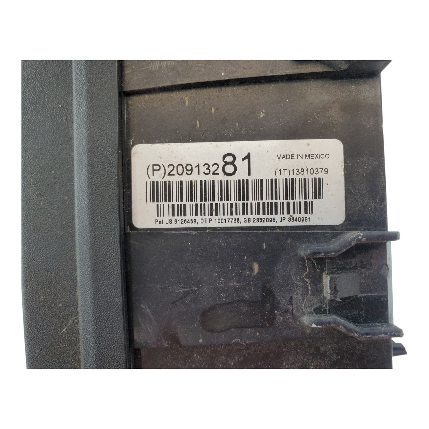 OEM Fuse Box Engine HID Halogen High Beam Opt Tvd 10-11 GMC ACADIA 20913281