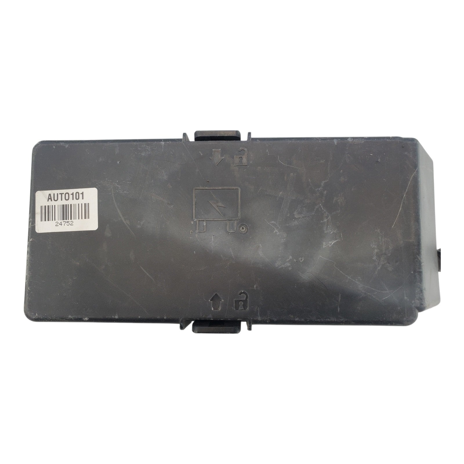 20822694_02 Chevy 2010 2011 2012 Malibu Fuse Box Engine Bay Under Hood 2009 B25