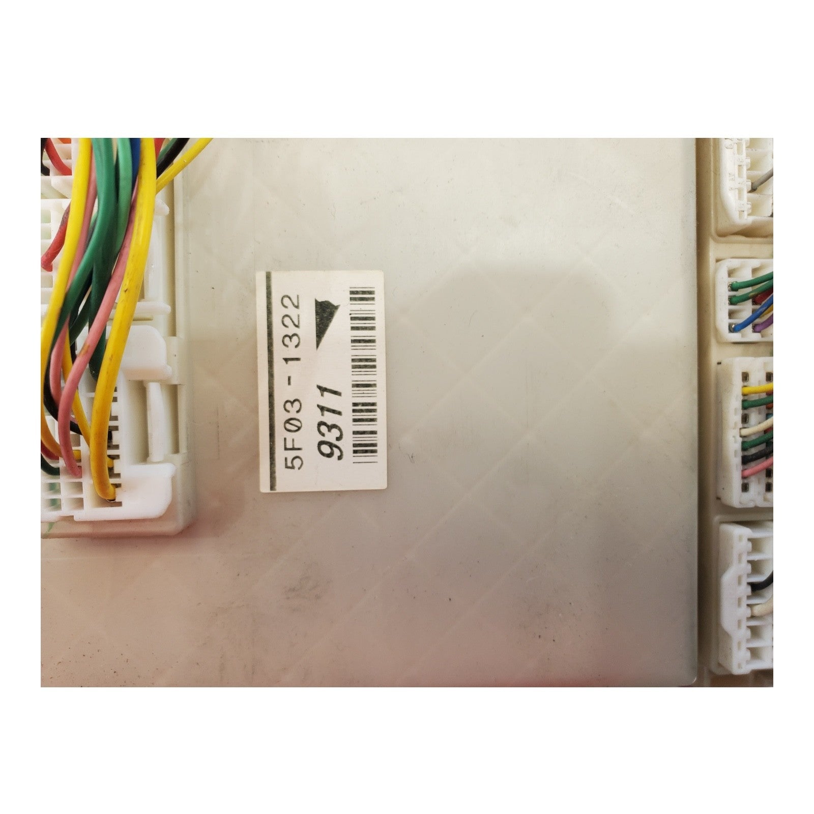 2005 TOYOTA PRIUS INTERIOR UNDER DASH FUSE BOX