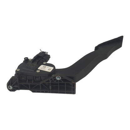 ✅2008 GMC Sierra 2500 Accelerator Gas Pedal Position 25832864 OEM