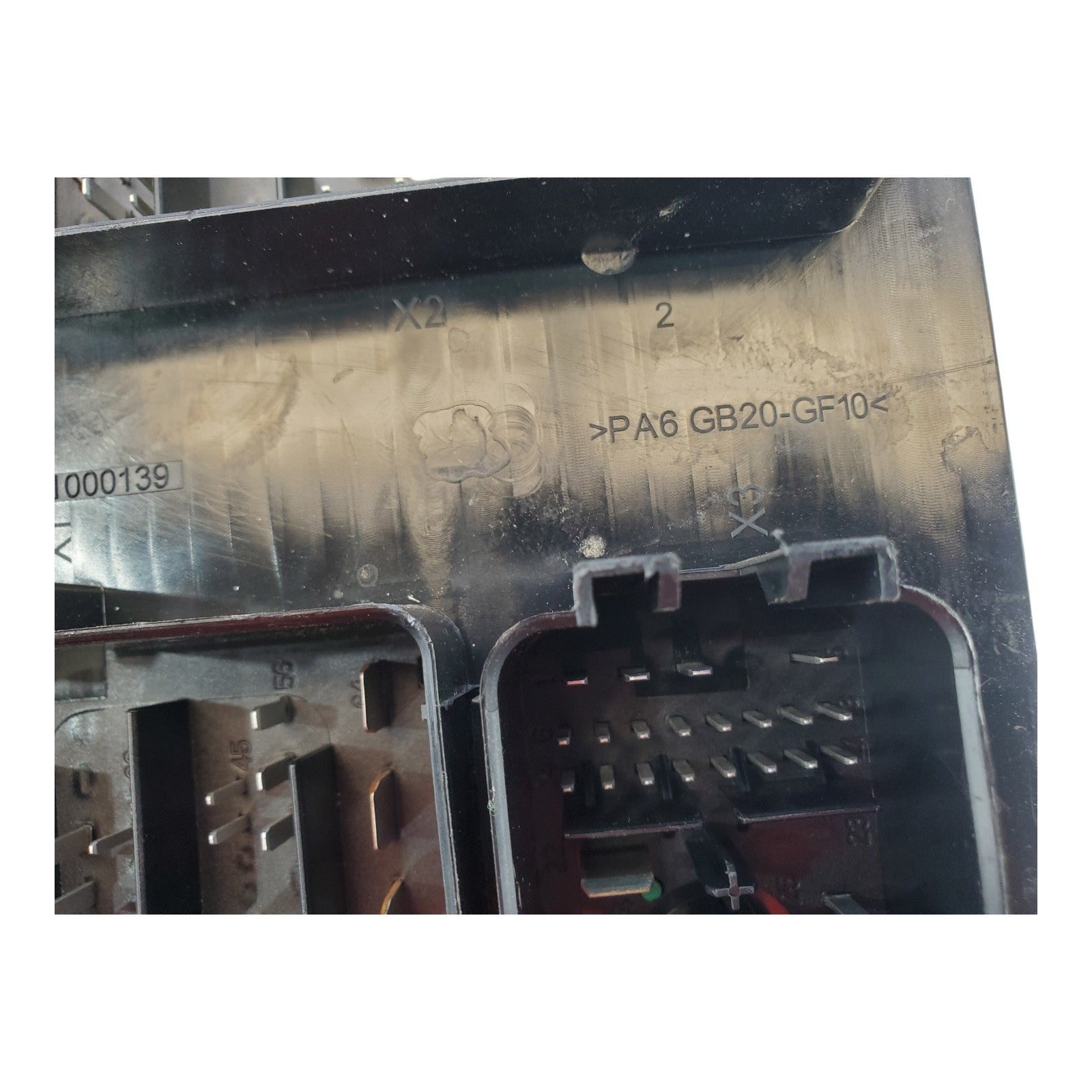 2015 2016 2017 BUICK VERANO 2.4L FUSE BOX JUNCTION RELAY OEM C11000139
