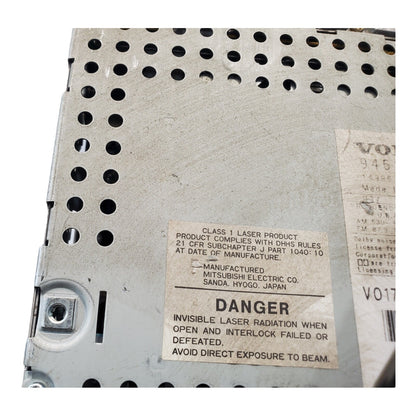 01-05 Volvo S60 S70 Series AM FM Cassette w Single CD Player HU-613 9452058-1