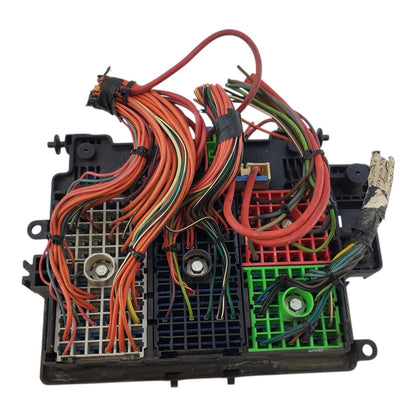 2003-06 Cadillac Escalade Fuse Box Junction OEM 1578604302 Module LA