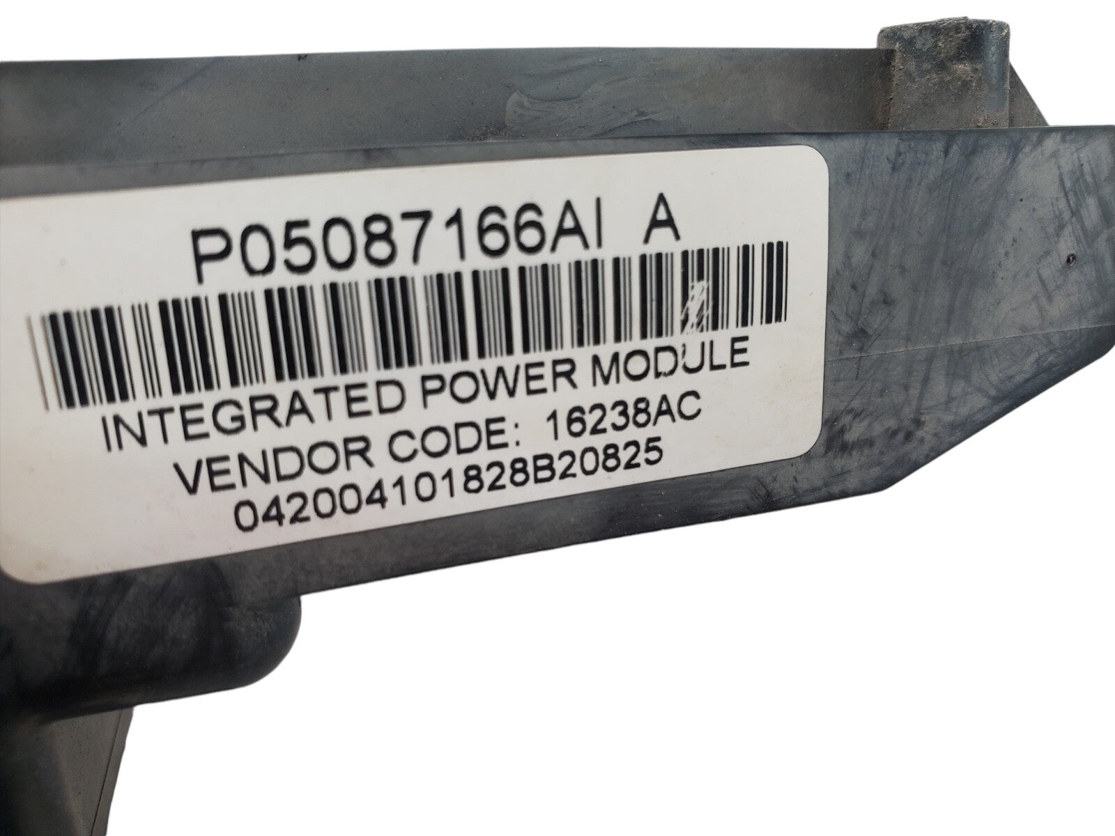 05-06 Dodge Magnum Fuse Relay Junction Box P05087166AI A