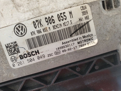 09 VW JETTA RABBIT 2.5L ECM ENGINE COMPUTER CONTROL MODULE 07K 906 055 M