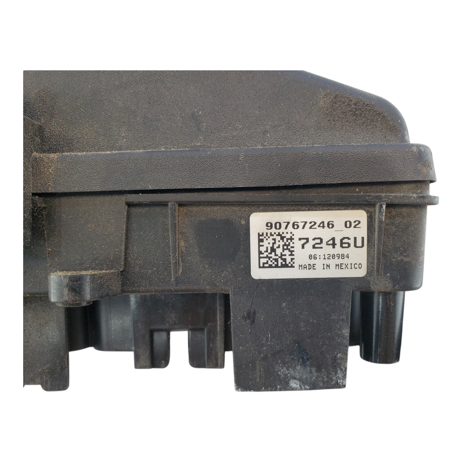 OEM 14-16 Buick LaCrosse Fuse Box Relay Control Module Unit P: 90767246