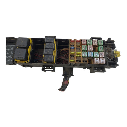 Jeep Grand Cherokee Engine Under Hood Fuse Relay Box  OEM