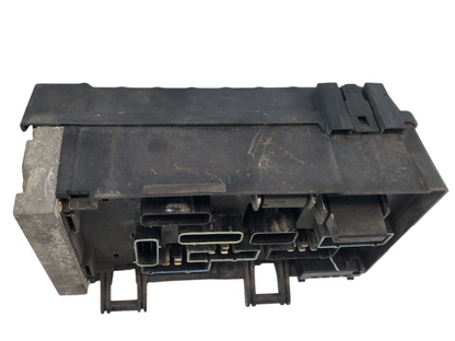 2003 Caravan Voyager Town & Country Power Distribution Fuse Box 04727556AC