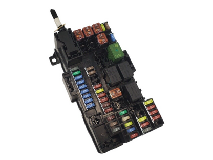17-20 Buick Encore Cabin Fuse Relay Junction Box 6-2109261-2 OEM