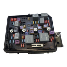 2008-09 Chevrolet Impala Fuse Box Junction OEM 15902277 Module AE