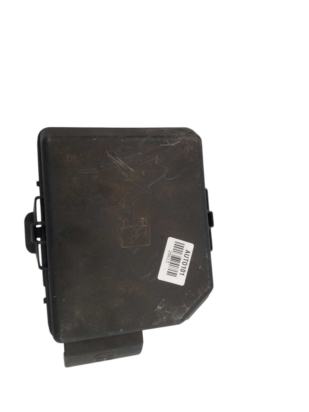 10 CHEVROLET IMPALA ENGINE FUSE BOX 20817314