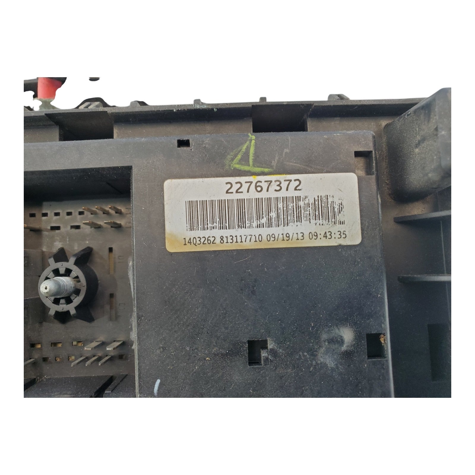 2013 - 2015 GM Savana Express 1500 Fuse Box Relay Control Module 22767372 OEM