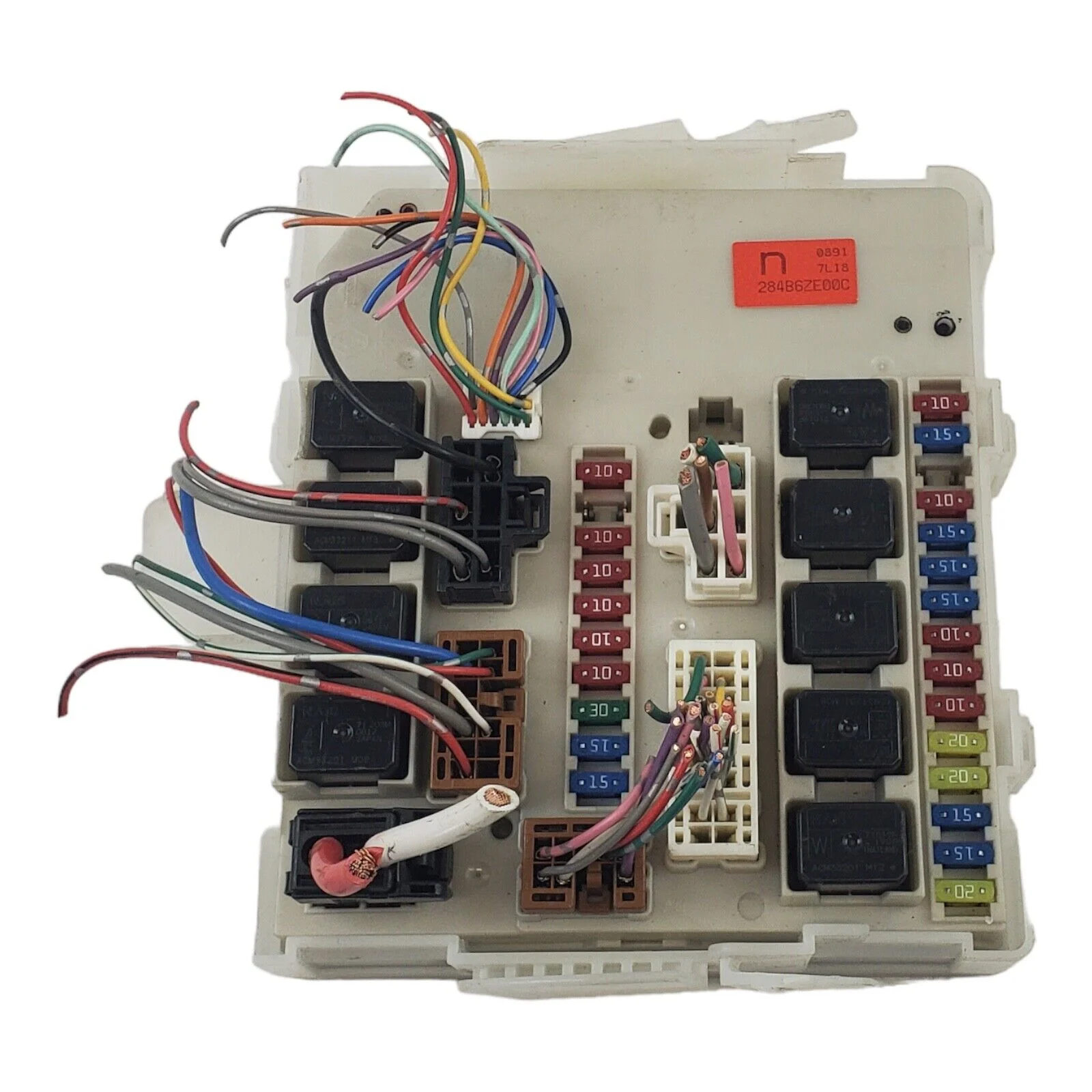 04-07 NISSAN TITAN ARMADA BODY CONTROL MODULE FUSE BOX 2400-6H31 / 284BZE00C