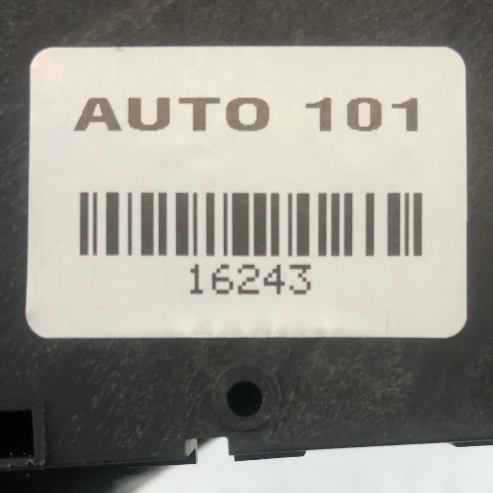 07-11 EXPEDITION NAVIGATOR FUSE RELAY POWER DISTRIBUTION BOX AL1T-15604-AC