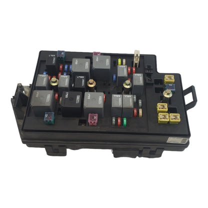 03-05 Buick Rendezvous Engine Fuse Box Relay Junction Block Panel 10315659