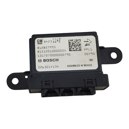 18 GMC YUKON DENALI DRIVER PARK ASSIST MODULE 84231142