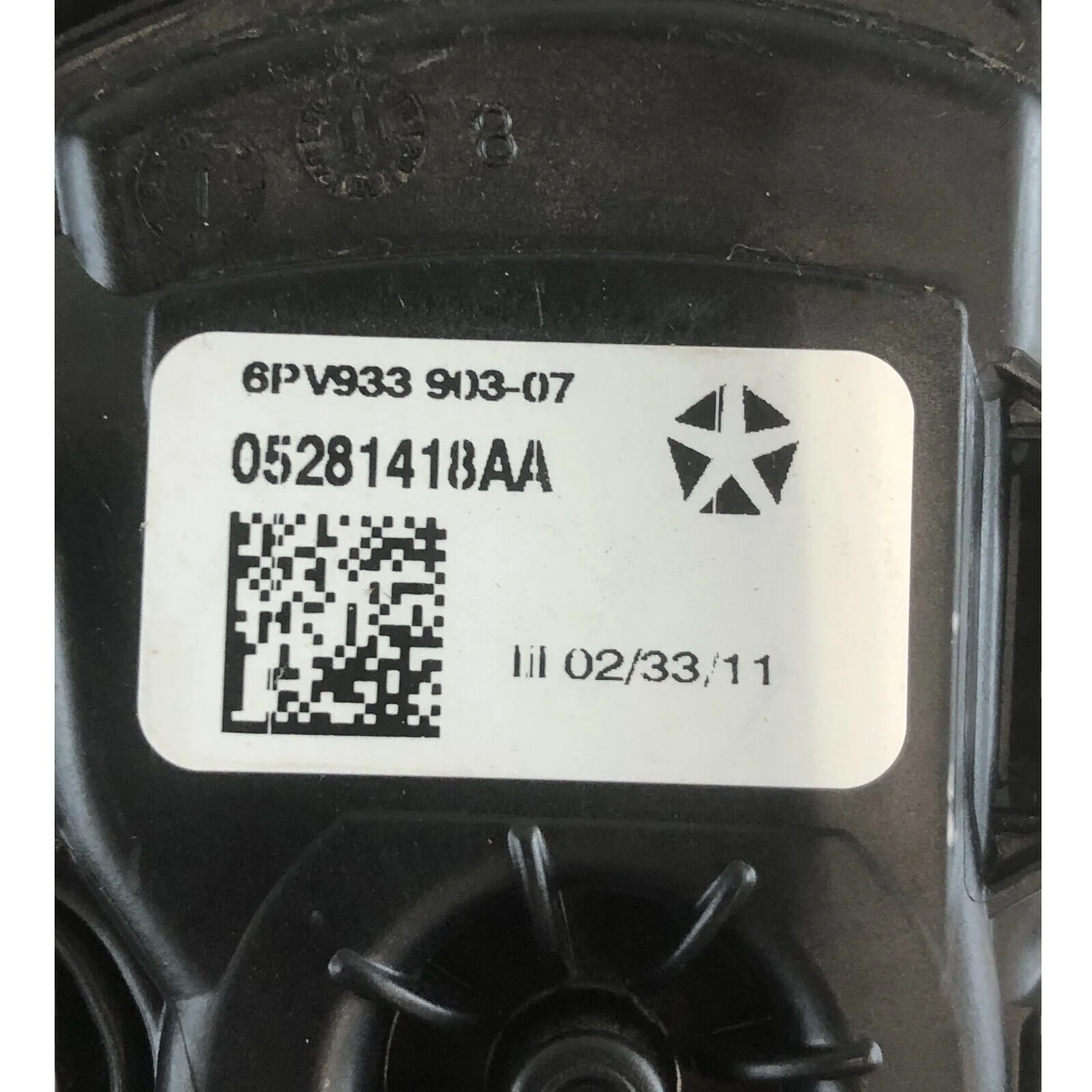 12-16 Dodge Grand Caravan Accelerator Gas Pedal 05281418AA OEM