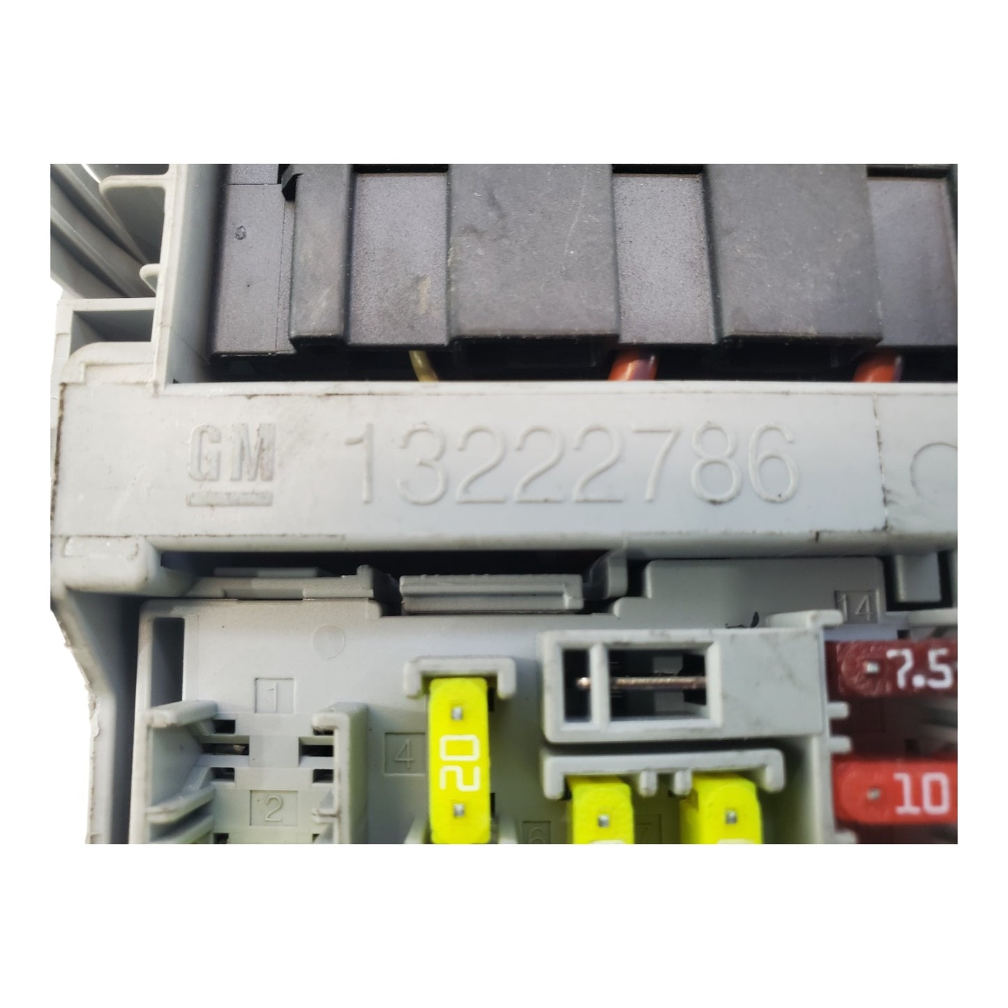 13-19 Cadillac XTS Fuse Relay Box Body Control Module 13222786 Oem