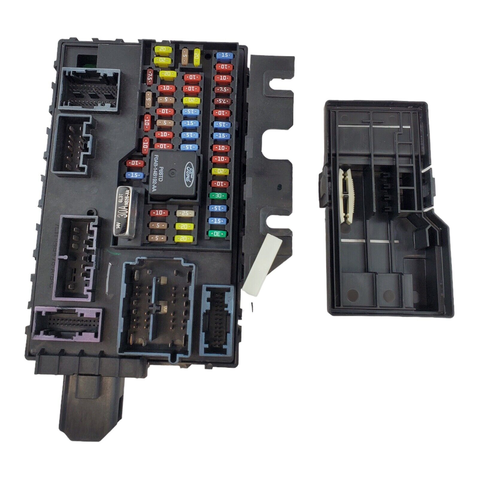 2008-2009 Ford Escape Interior Relay Fuse Box 8L8T-15604-AJ 2010 2011 09 12 J2