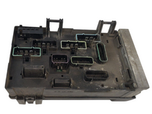 01-04 CHRYSLER DODGE INTERGRATED POWER CONTROL MODULE FUSE BOX 04727557AB OEM