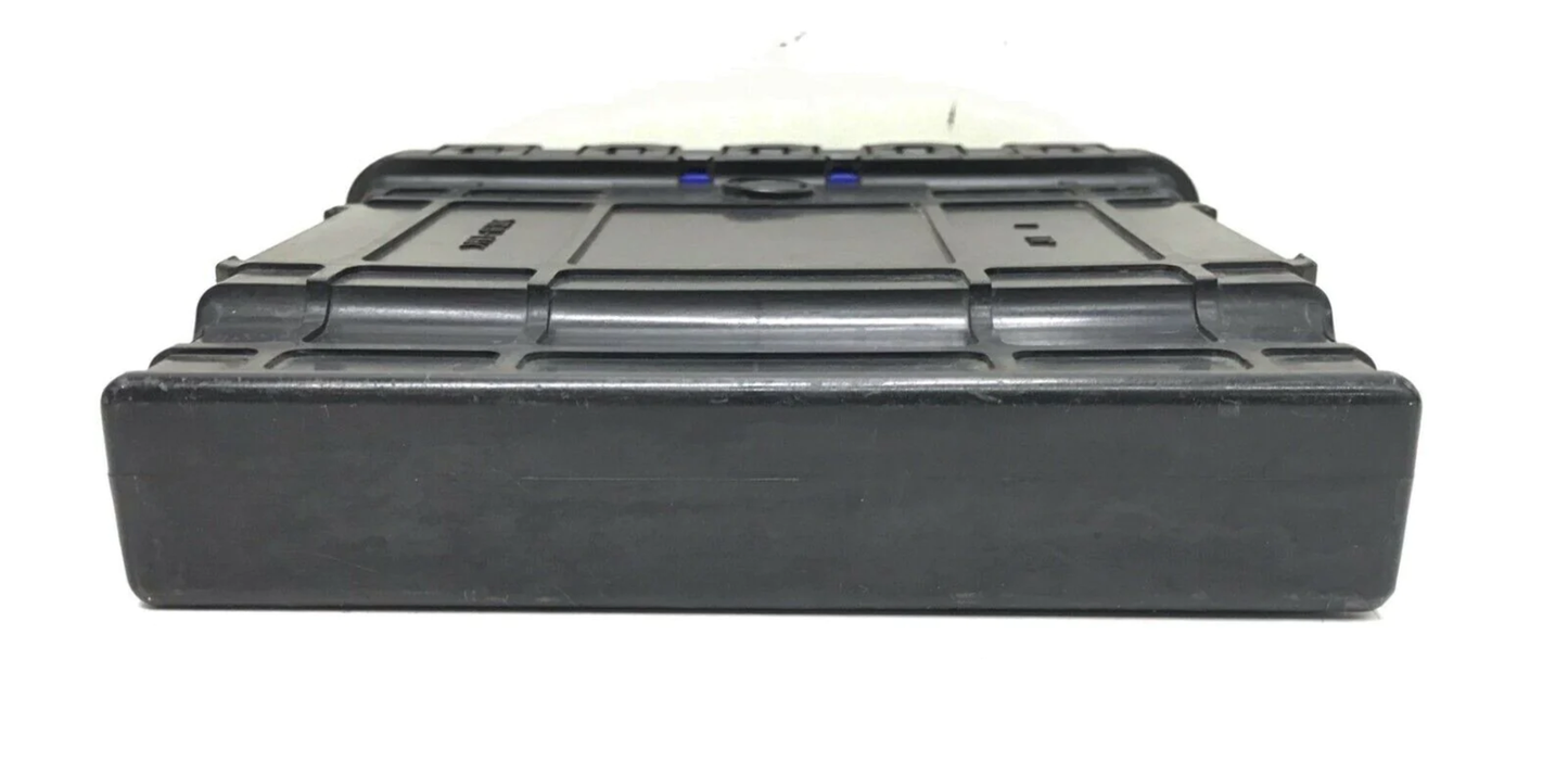 04 MITSUBISHI ENDEAVOR Engine Control Module ECM Computer MN132653