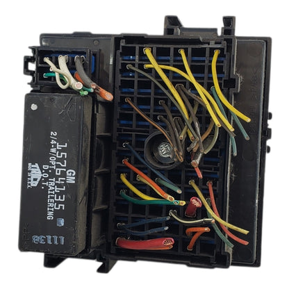 03-06 Chevy Silverado/GMC Sierra LLY DURAMAX Dash Cabin Fuse Box 15058033-07 OEM