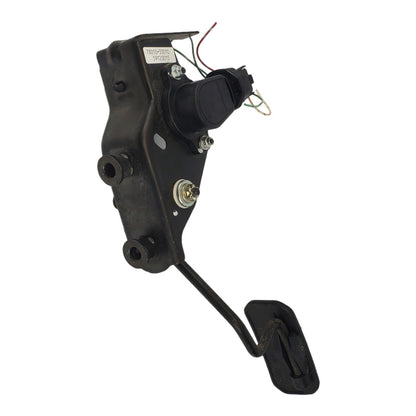 ✅02-06 Toyota Camry Gas Pedal Assembly Accelerator 78010-33010