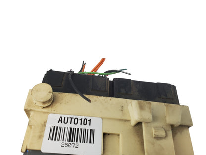 99-02 Chevy Silverado Sierra Fuse Box Dash Relay Junction 15770997-01 OEM