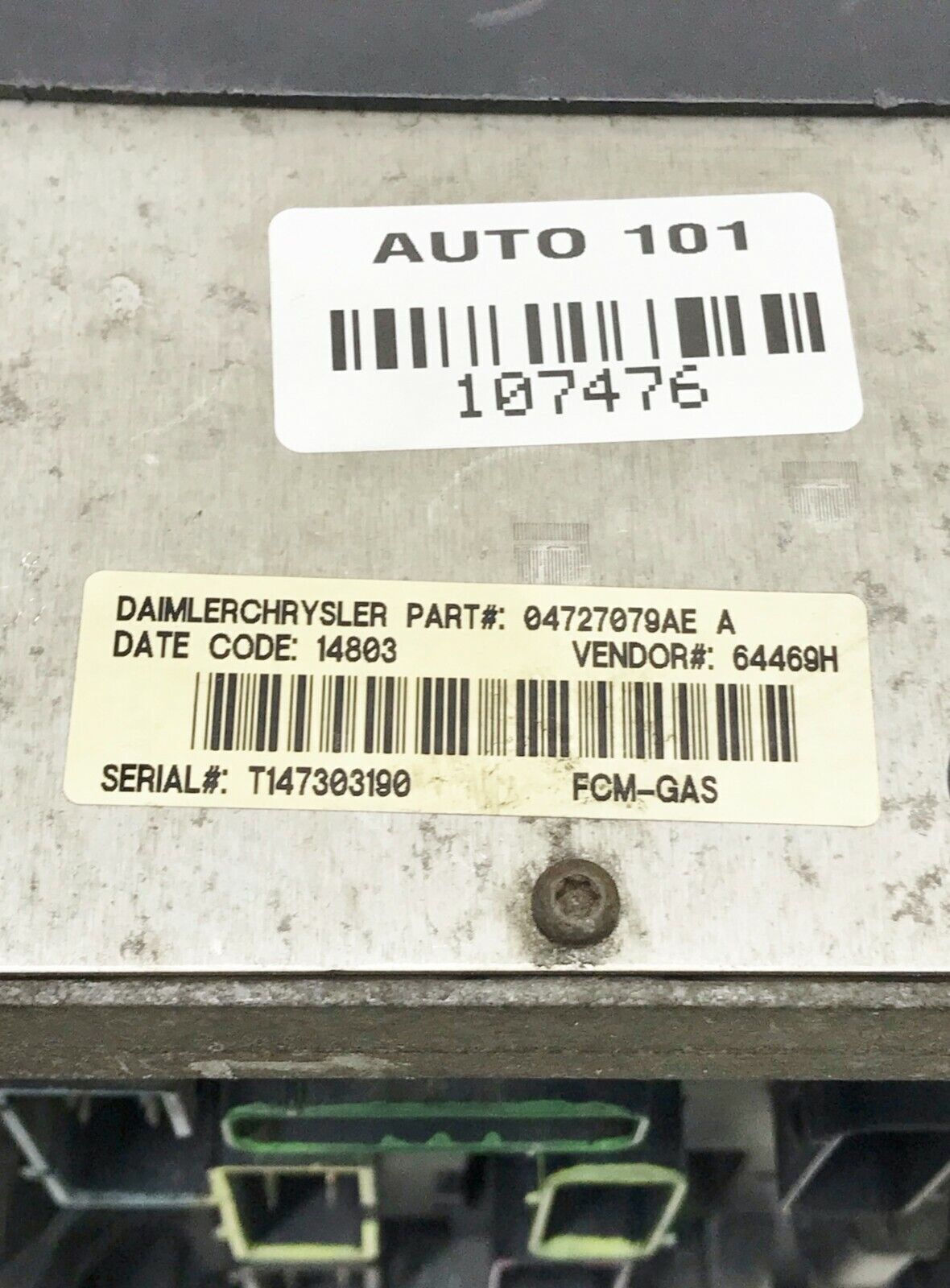 2003 Caravan Voyager Town & Country Power Distribution Fuse Box 04727556AE