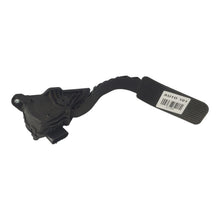 ✅07-19 Silverado Sierra Gas Fuel Pedal Accelerator Sensor 20972082