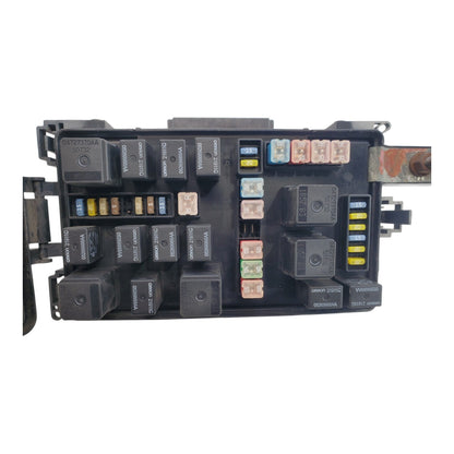 P04692234AD Dodge Charger 2006-2007 Fuse Box Relay Unit Module