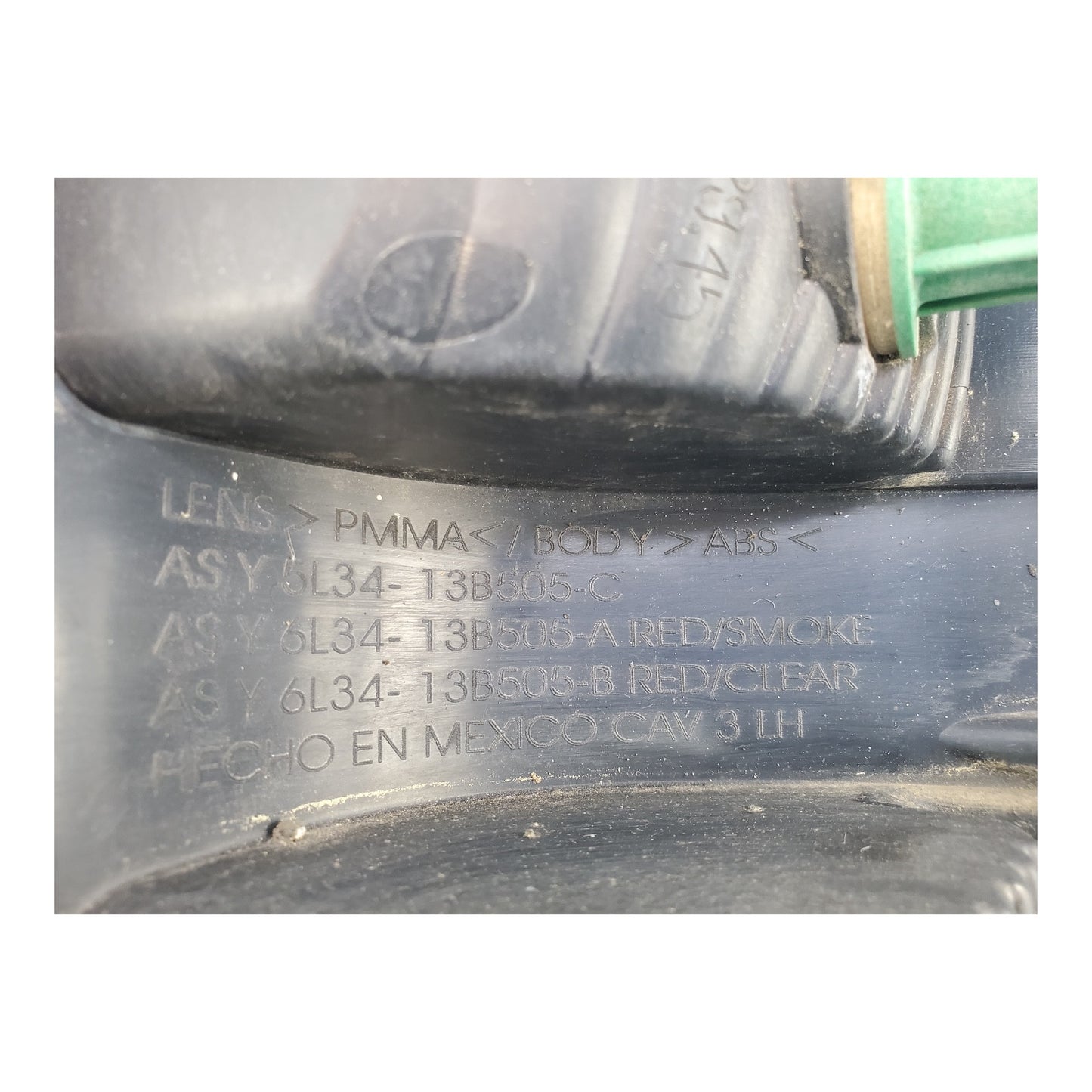 2004-2008 Ford F150 LH Driver Side Tail Light Lamp OEM. 5L34-13B505-C