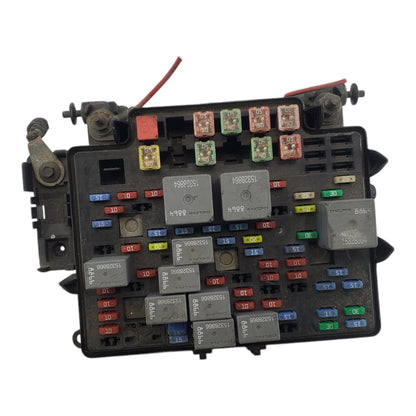 2003-2005 Chevy Gmc Fusebox Fuse Box 15201928-02