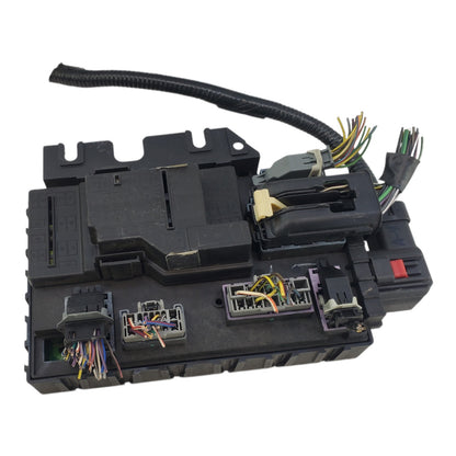 08 09 2008 2009 Mercury Mariner Interior Cabin Fuse Box Relay Block 8l8t15604aj