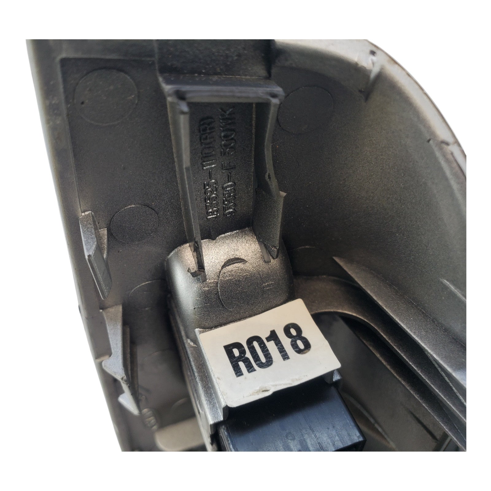 04-10 Kia Sportage Rear Drivers Window Switch 93580-1F000WK