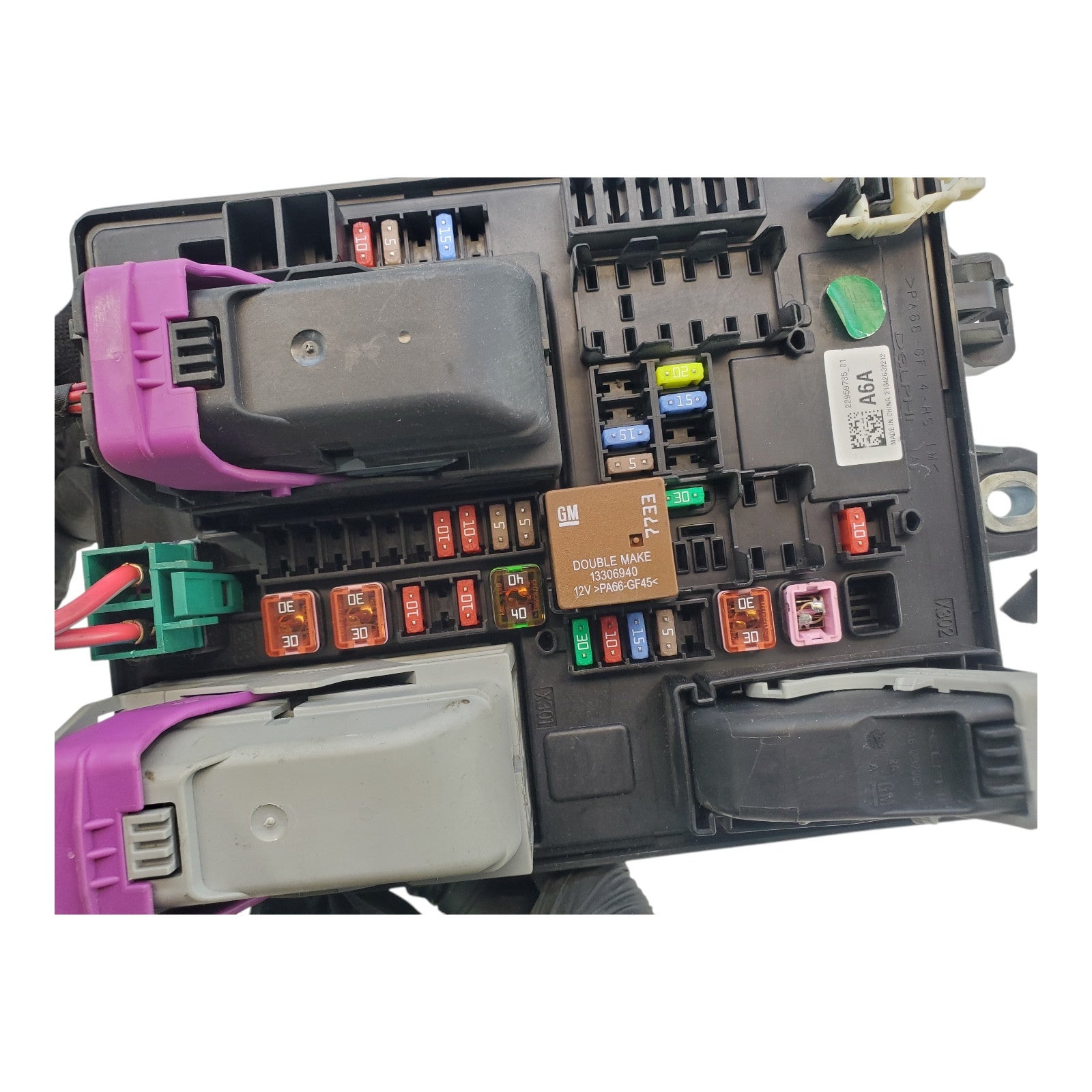 2013 2015 CADILLAC ATS ENGINE FUSE RELAY BOX ASSY OEM 22959735