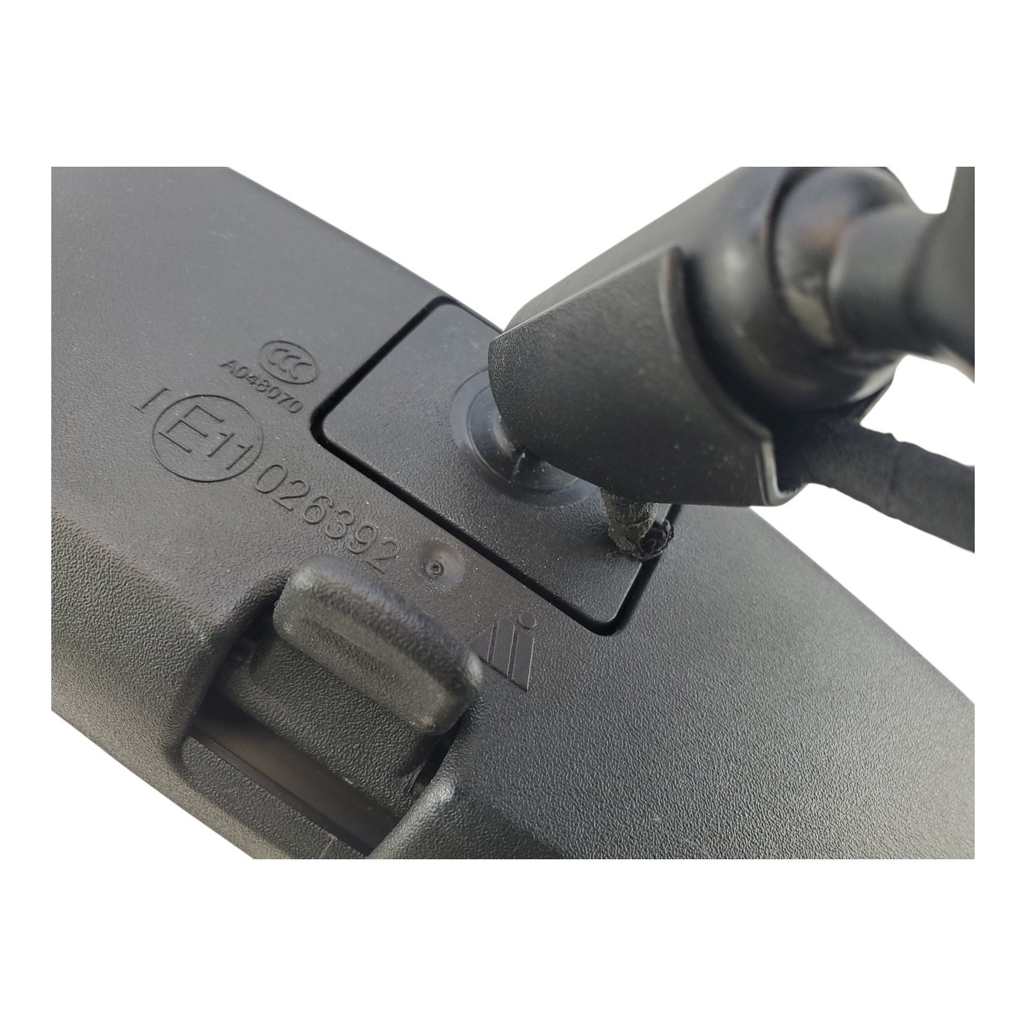 2010-2014 CHEVY Equinox Interior Rear View Mirror E11 026392 OEM OnStar controls
