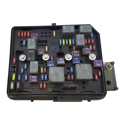 2006-2013 Chevrolet Impala Fuse Box Junction Module (OEM) Part# 15803180-01CY