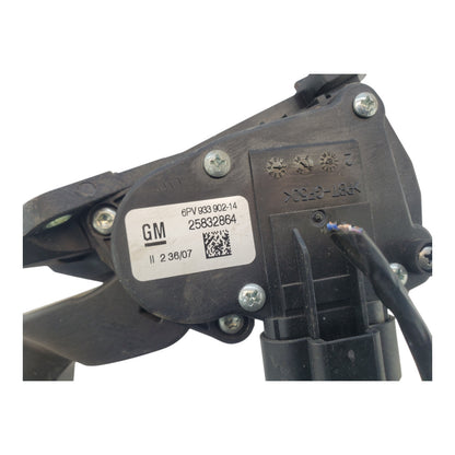 LS Throttle Pedal 07-14 OEM GM 25832864 Drive By Wire Accelerator  5.3 6.0 6.2